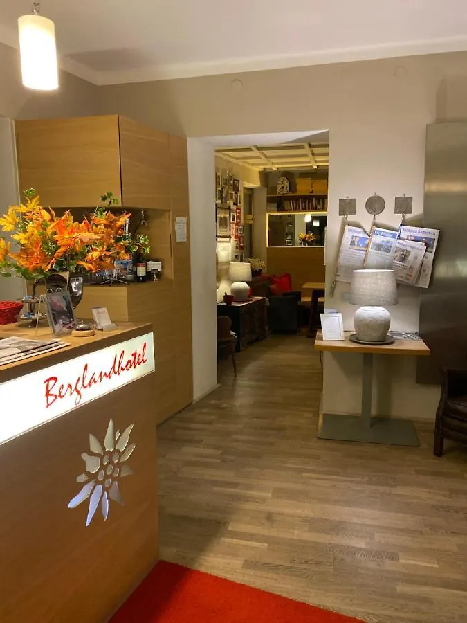 Bergland Hotel - Adults Only