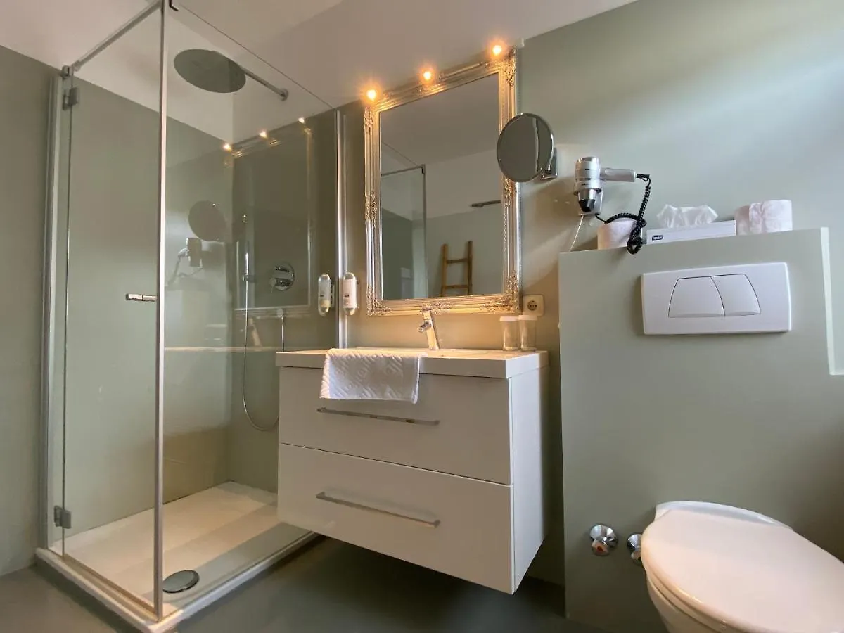 זלצבורג Bergland Hotel - Adults Only 3*,  אוסטריה